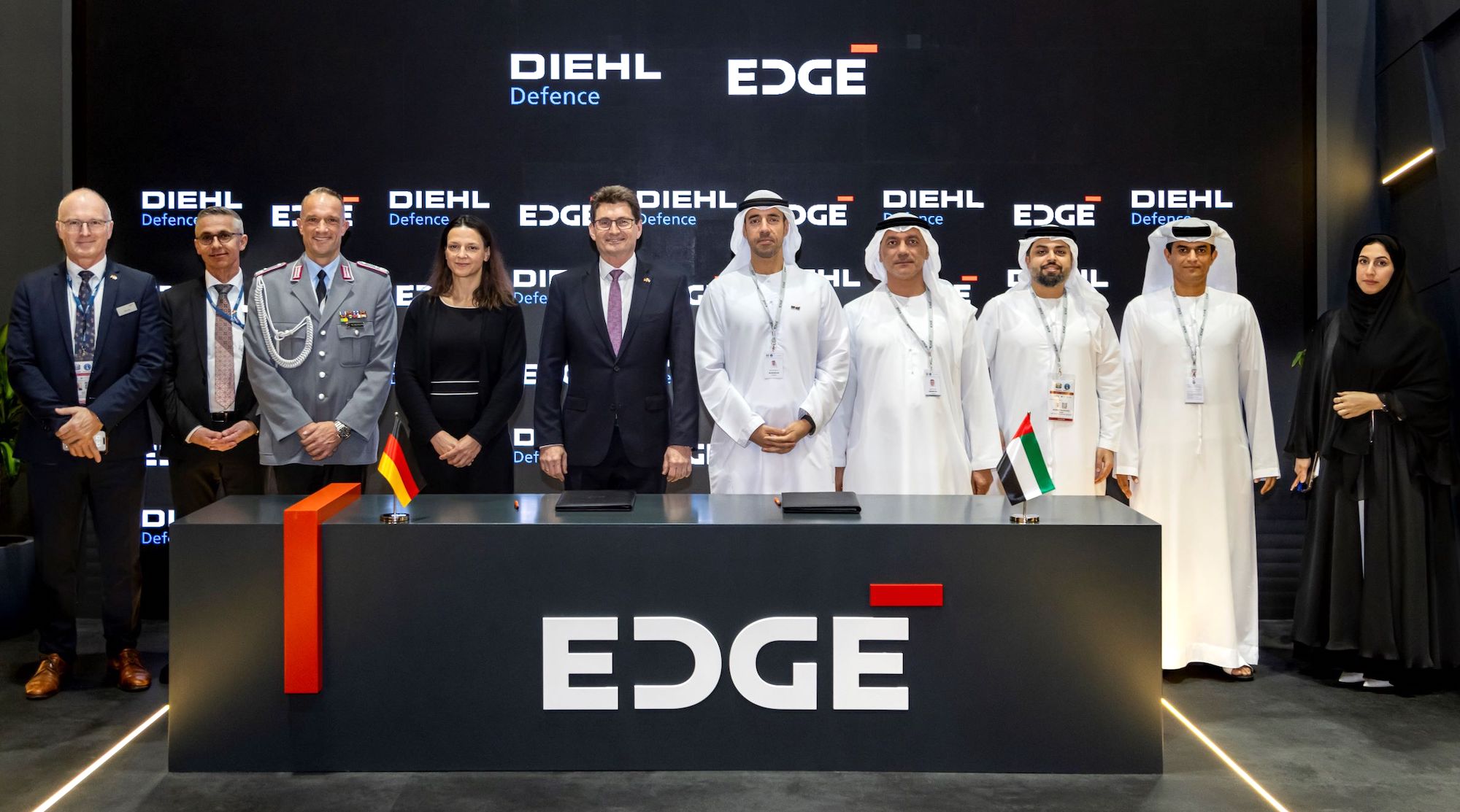 IDEX 2025: Diehl Defence und EDGE unterzeichnen Partnerschaft für VAE