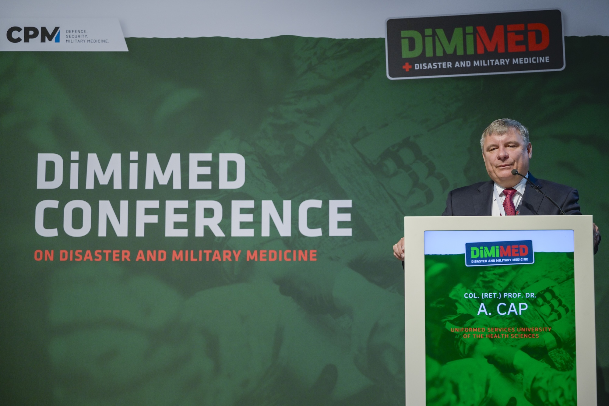 Oberst a. D. Prof. Dr. Andre Cap, MD, PHhD. hielt die MEdical Keynote über die Versorgung mit Blutkonserven im Feld.,