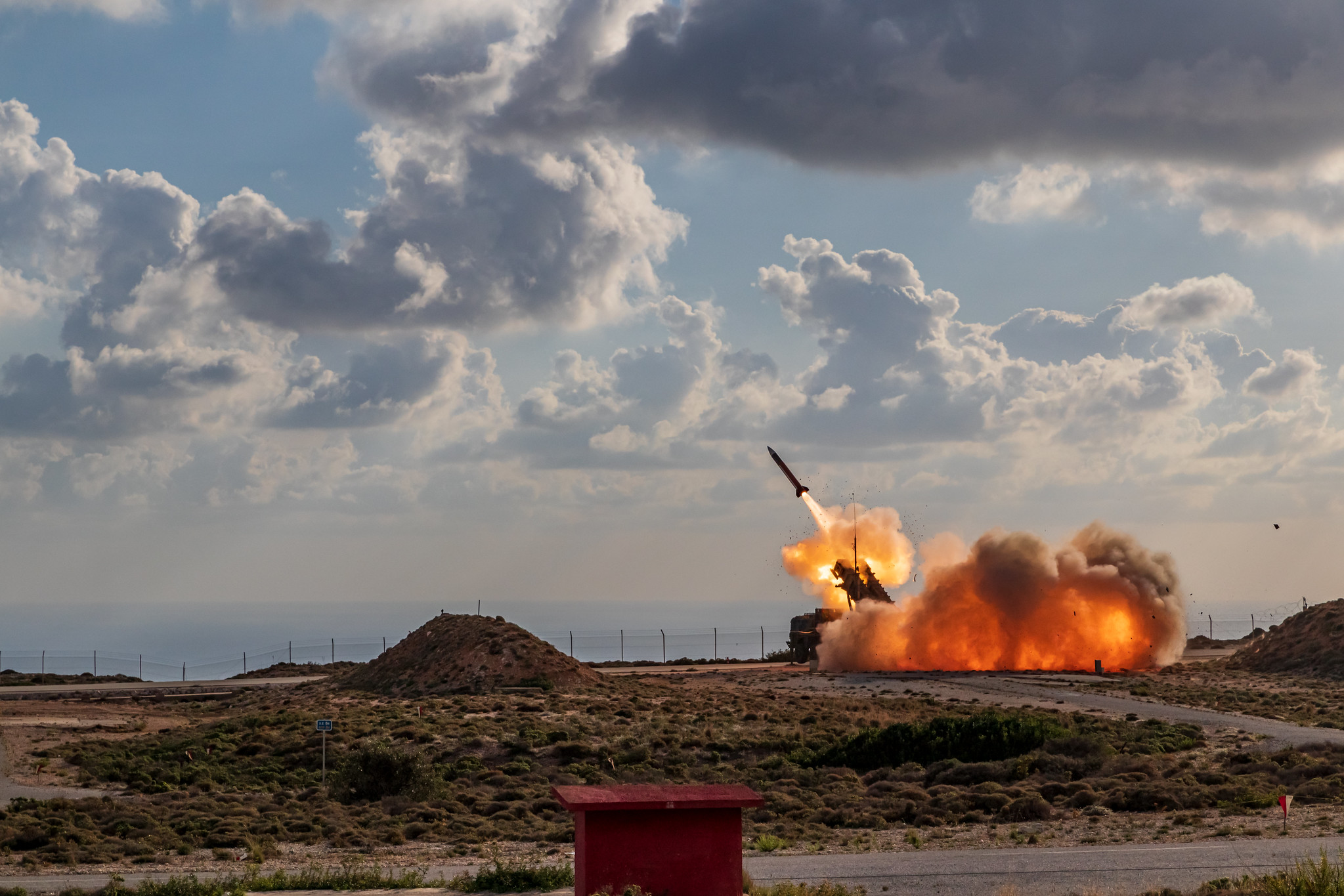 Die NSPA hat den Auftrag für 100 zusätzliche PAC-2 GEM-T – die Interceptoren von Patriot – gestern an Raytheon vergeben.