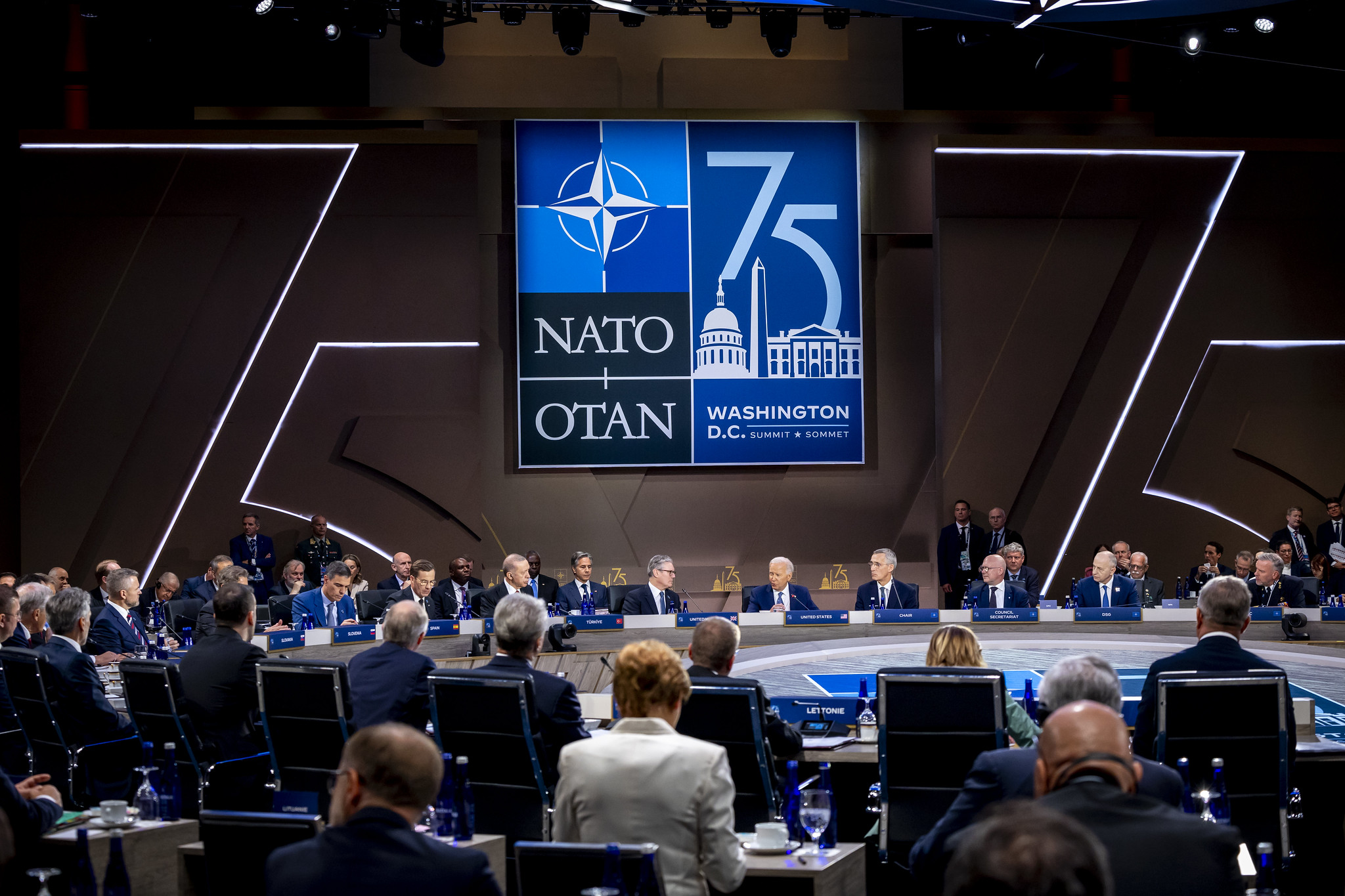 In diesem Jahr feiert die NATO ihr 75-jähriges Bestehen. Wohl auch aus diesem Grund fiel die Wahl des Veranstaltungsortes auf Washington.