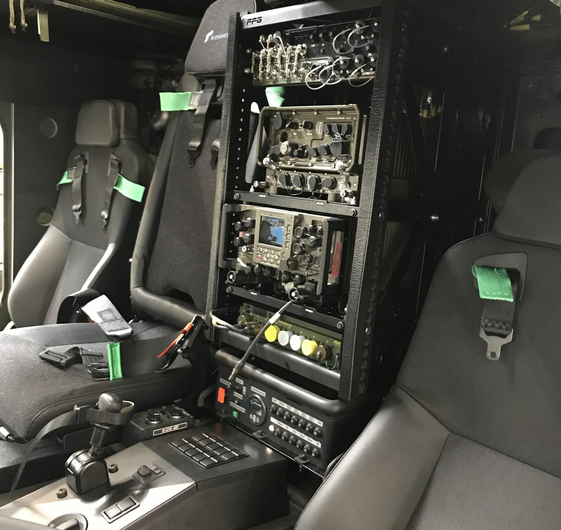 Die Führungsmittel sind modular im standardisierten Einbaurahmen integrierbar. Foto: FFG Flensburger Fahrzeugbau GmbH
