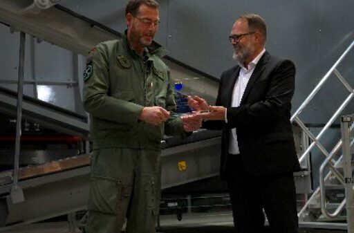 Rheinmetall und Airbus übergeben Bundeswehr weiteren Simulator für europäisches Transportflugzeug A400M