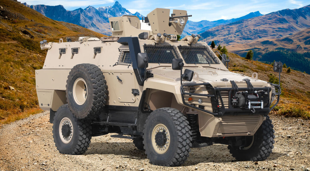 Die erweiterete Version des Cobra II MRAP bietet Platz für 2 zusätzliche Soldaten, verbesserten Mienenschutz und ist als 3- und 5-Türer lieferbar.
