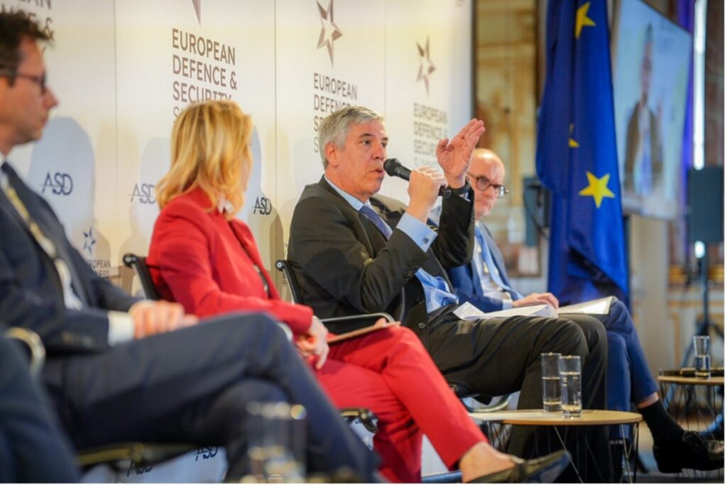 Europäischer: Diskussionen anlässlich des Europäischen Verteidigungs- und Sicherheitsgipfels. (Foto- Indra)