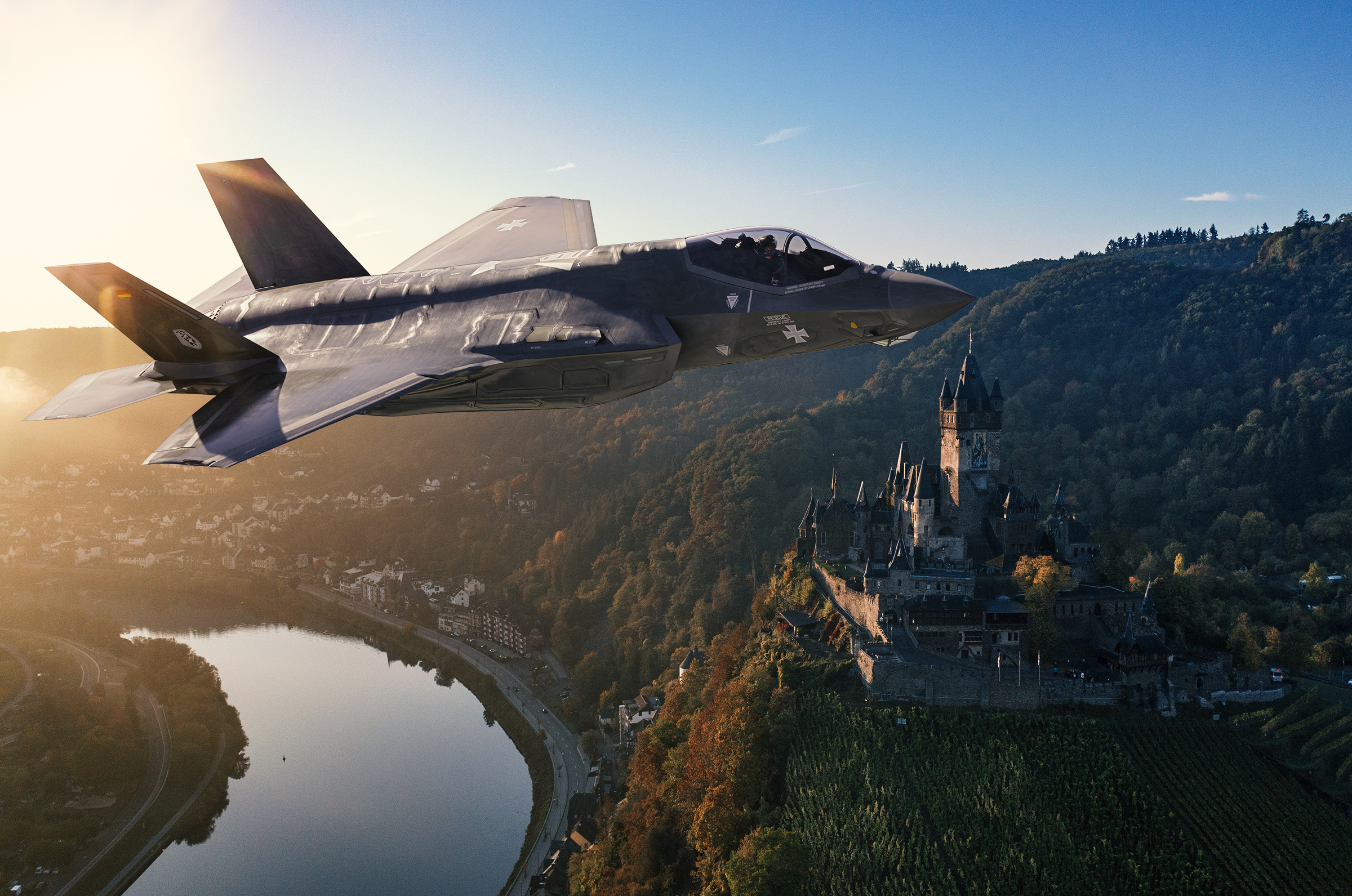 F-35 A über der Reichsburg in Cochem. Foto: Lockheed Marina