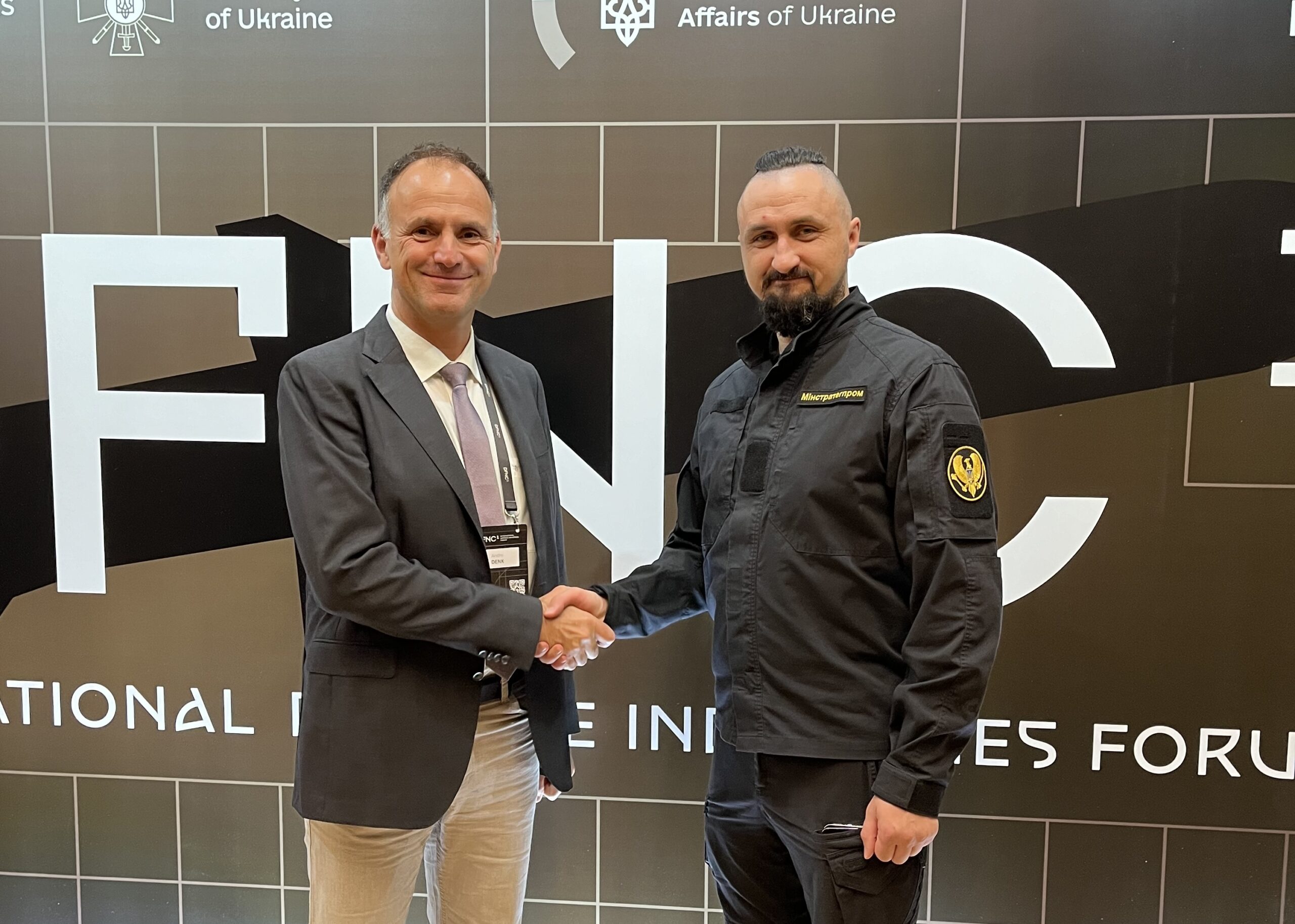 André Denk mit Oleksandr Kamyshin, Minister für strategische Industrien der Ukraine, Kiew (r.).