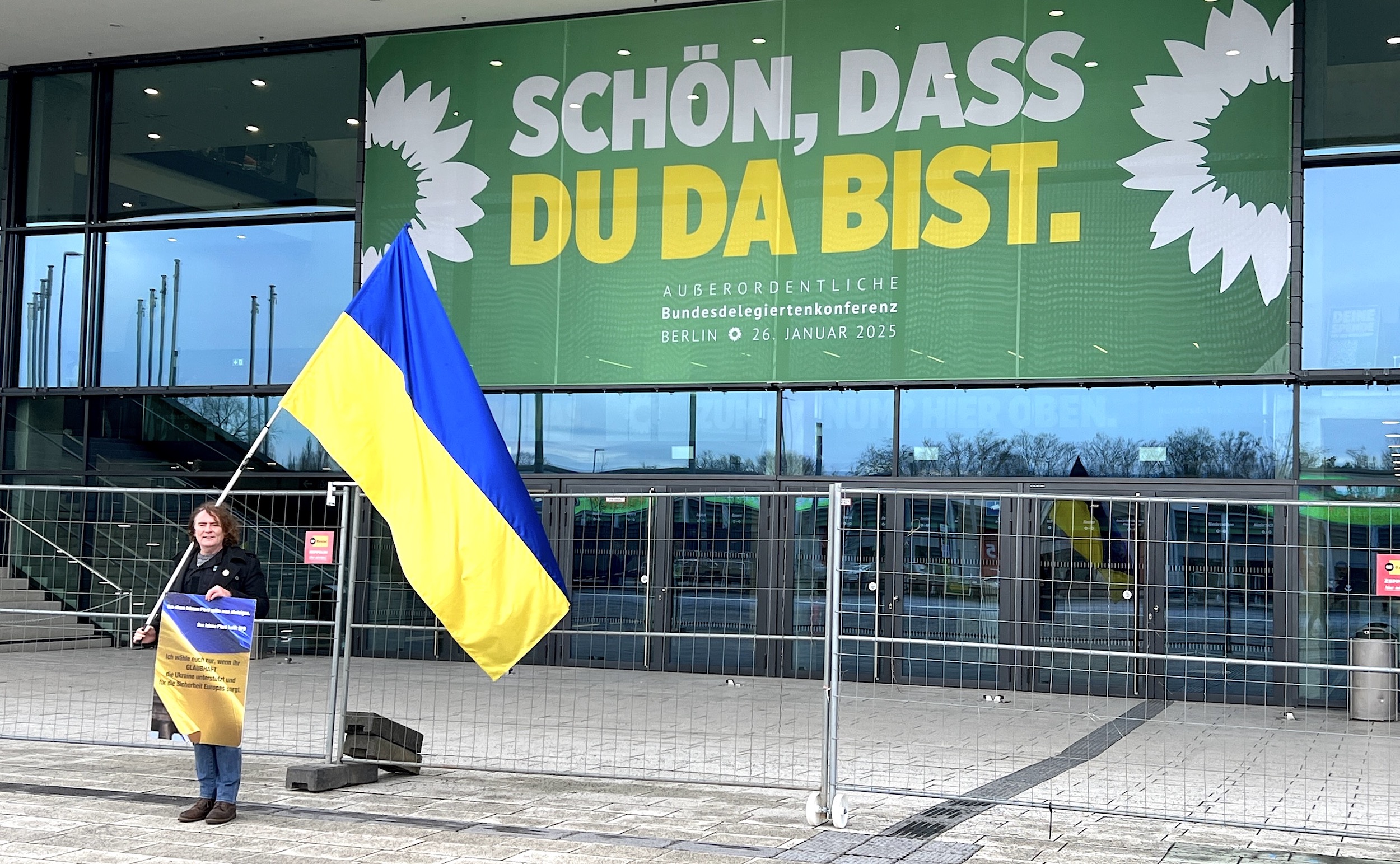 Mahnung an die grünen Delegierten, sich weiter für die Ukraine einzusetzen.