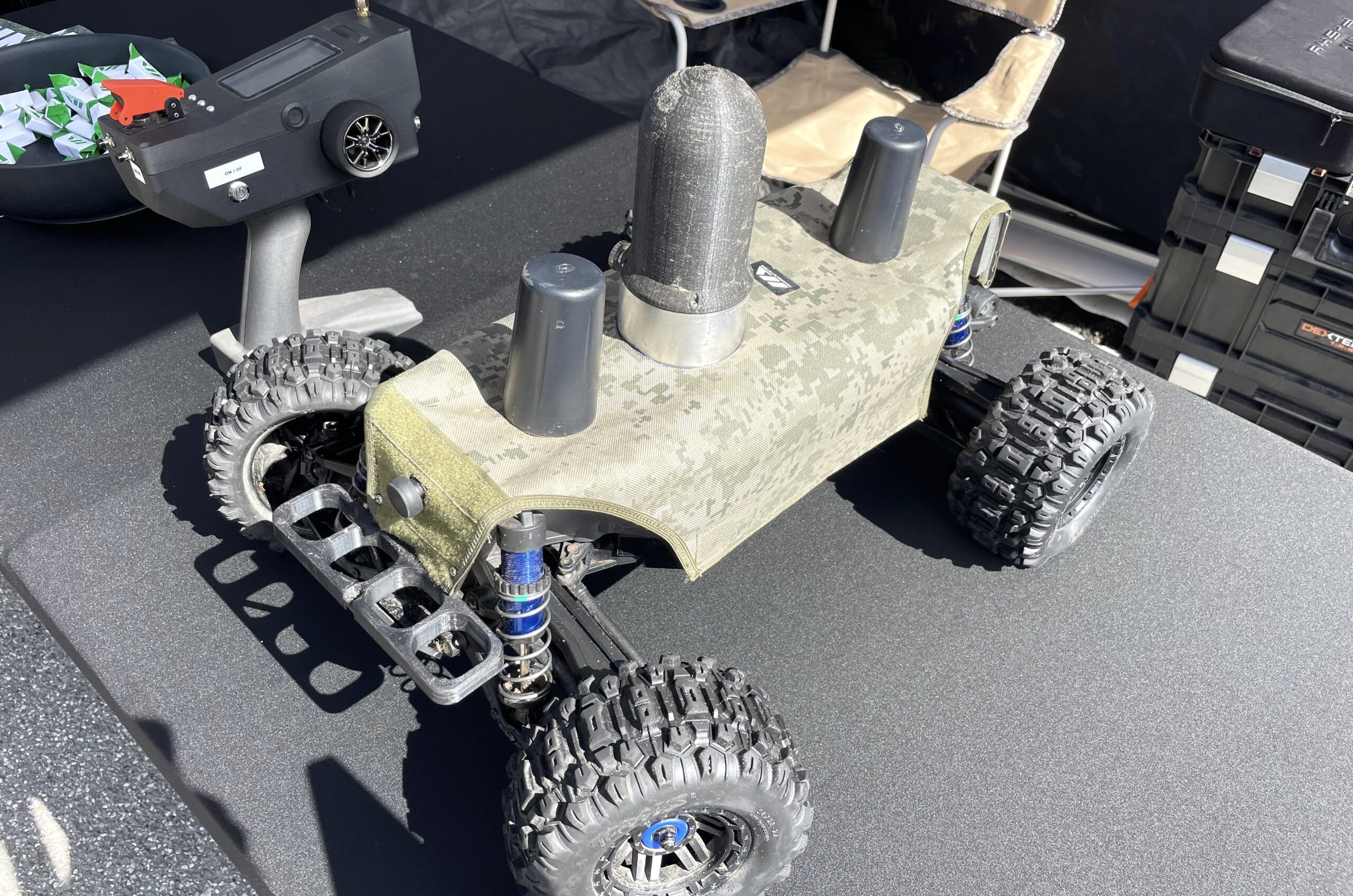 Das GNOM Ground Loitering Ammunition System.