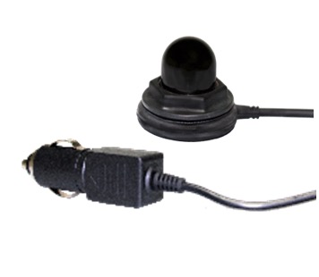 IR-Beleuchtung mit Magnetfuß und Kabel für die Bordsteckdose:Zigarettenanzünder. (Foto- Adventure Tactical)