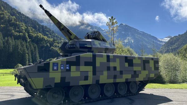 Lynx mit Skyranger-Turm auf dem Display des erfolgreichen Skyranger-Demonstrationsschießens im September 2024 in der Schweiz.