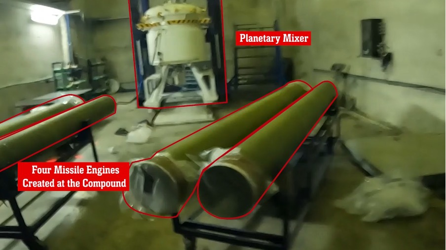 In der unterirdischen Anlage fanden die israelischen Soldaten unter anderem einen industriellen Planetenmischer, mit dem die Chemikalien für den Raketenantrieb zu einer homogenen Masse vermischt wurden.