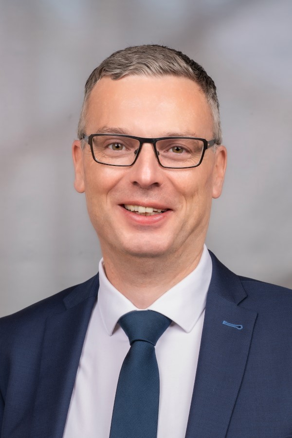 Portrait von Dr. Nicolai Künzner