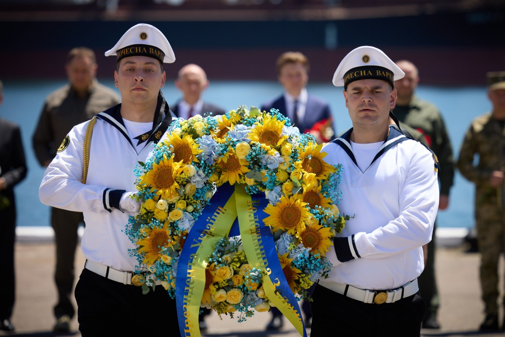 Am Tag der Marine der Ukraine, dem 7. Juli, ehrte das Land die gefallenen Marinesoldaten. Nur wenige Tage später verließ das letzte russische Kriegsschiff die Häfen der besetzten Krim.