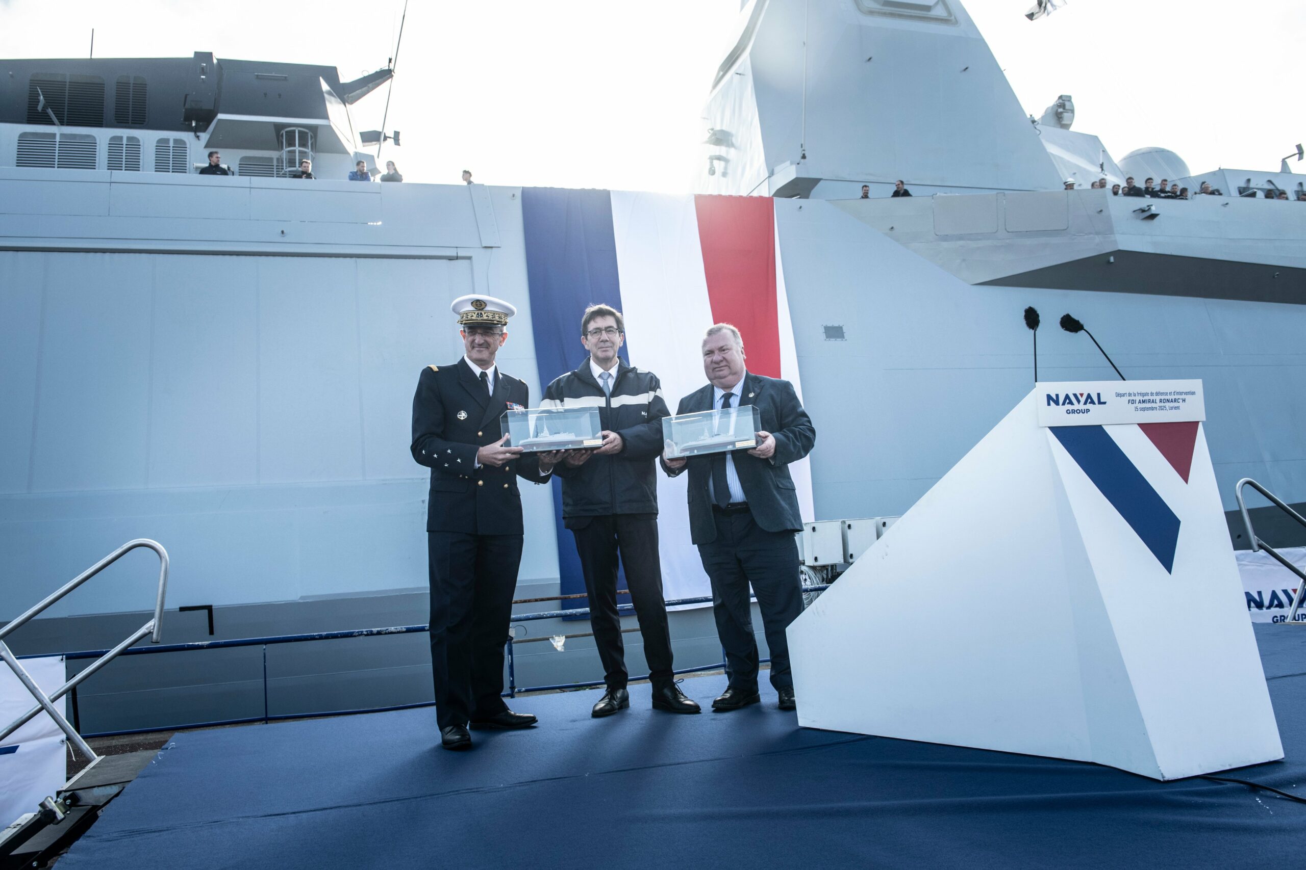 Die gestern erfolgte Übergabe der Fregatte Amiral Ronarc’h an die französische Marine.